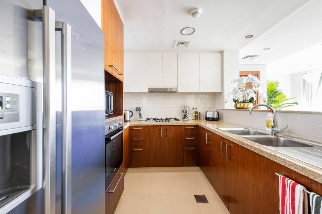Larbi Breathtaking Burj And Fountain View Luxurious 2 Bed Appartement Dubai Buitenkant foto